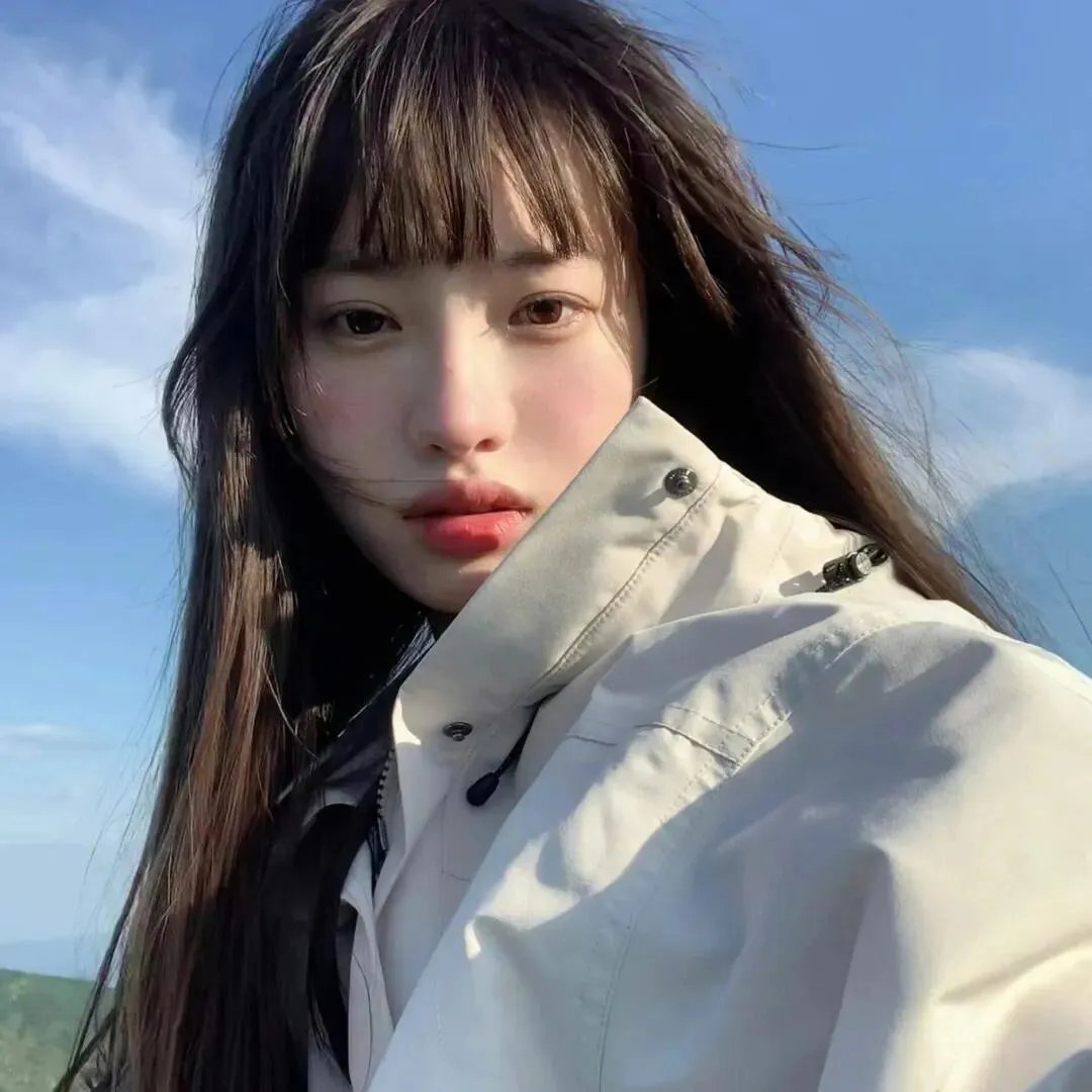 滑板女孩