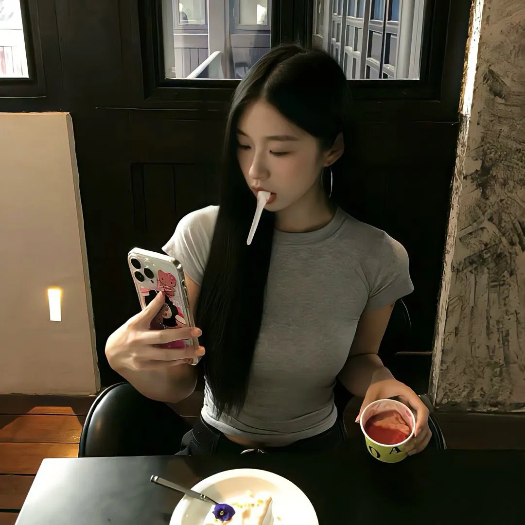 为何是吴秀在